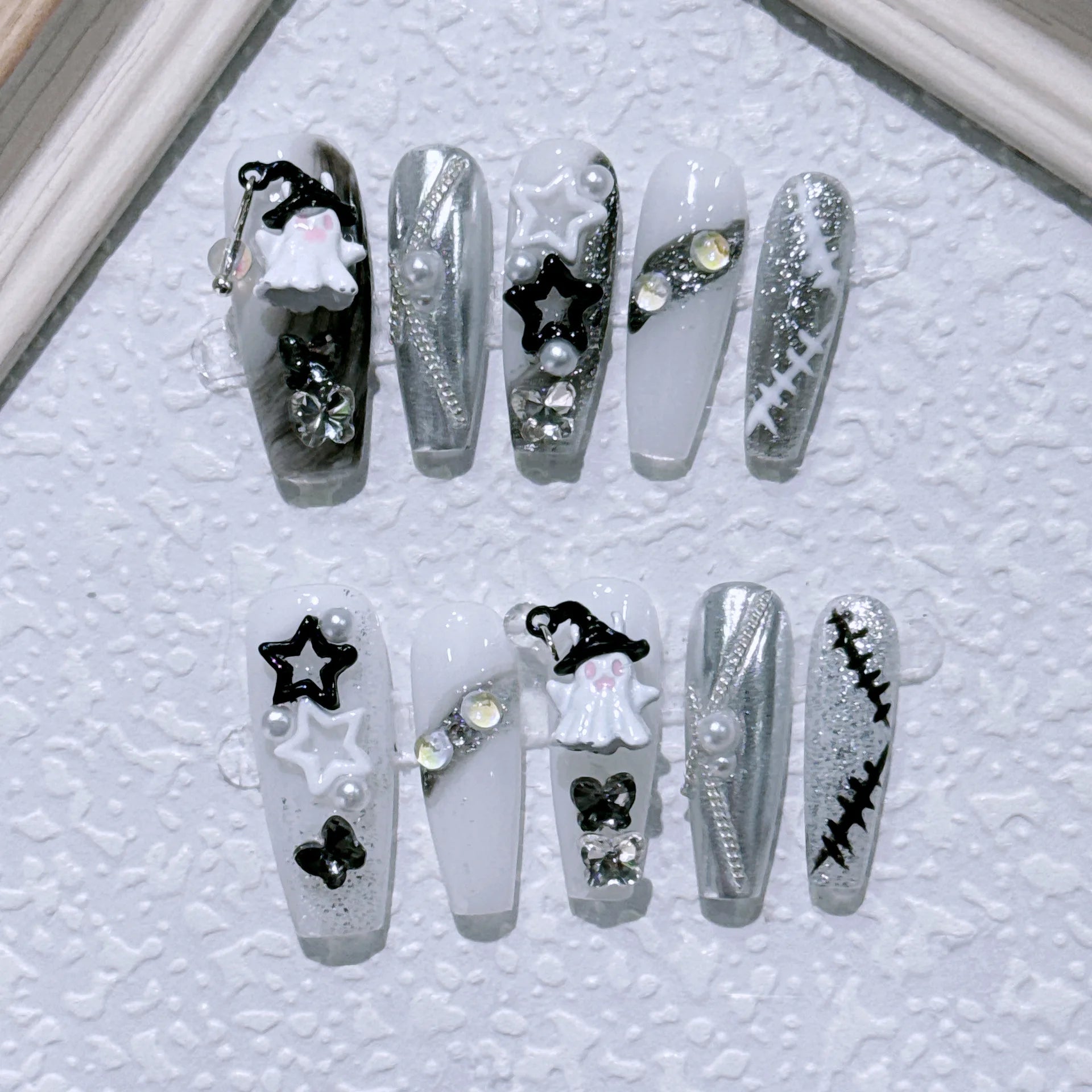 Gothic Star Press-On Nails, Coffin Long