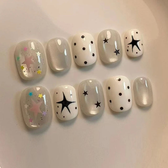 Star Nude Press-On Nails, Oval Short