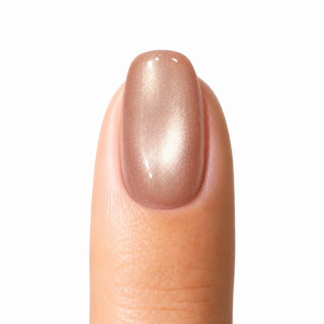 Glass Bead Cat Eye Press-On Nails, Almond Short — Packshot fond blanc (variante / Shopping)