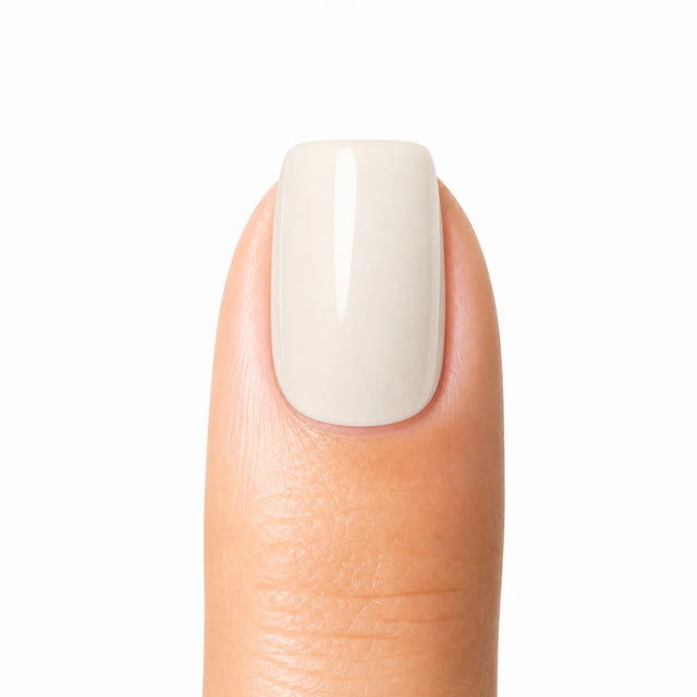 Milk Glaze Press-On Nails, Short Square — Packshot fond blanc (variante / Shopping)